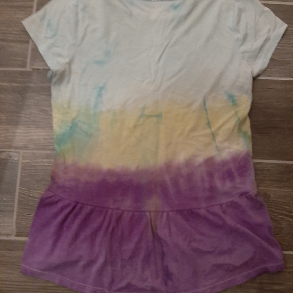 Hanes - Picture 2 of 3